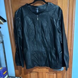 Alfani black faux leather jacket with quilting and zipper closure size 3X